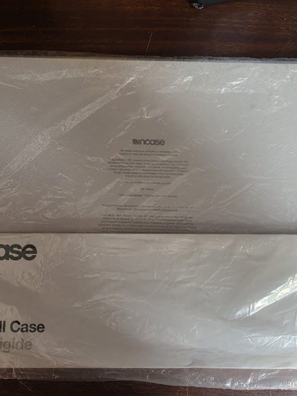 Incase Hardshell Case 16in MacBook Pro 2024 Clear New Sealed